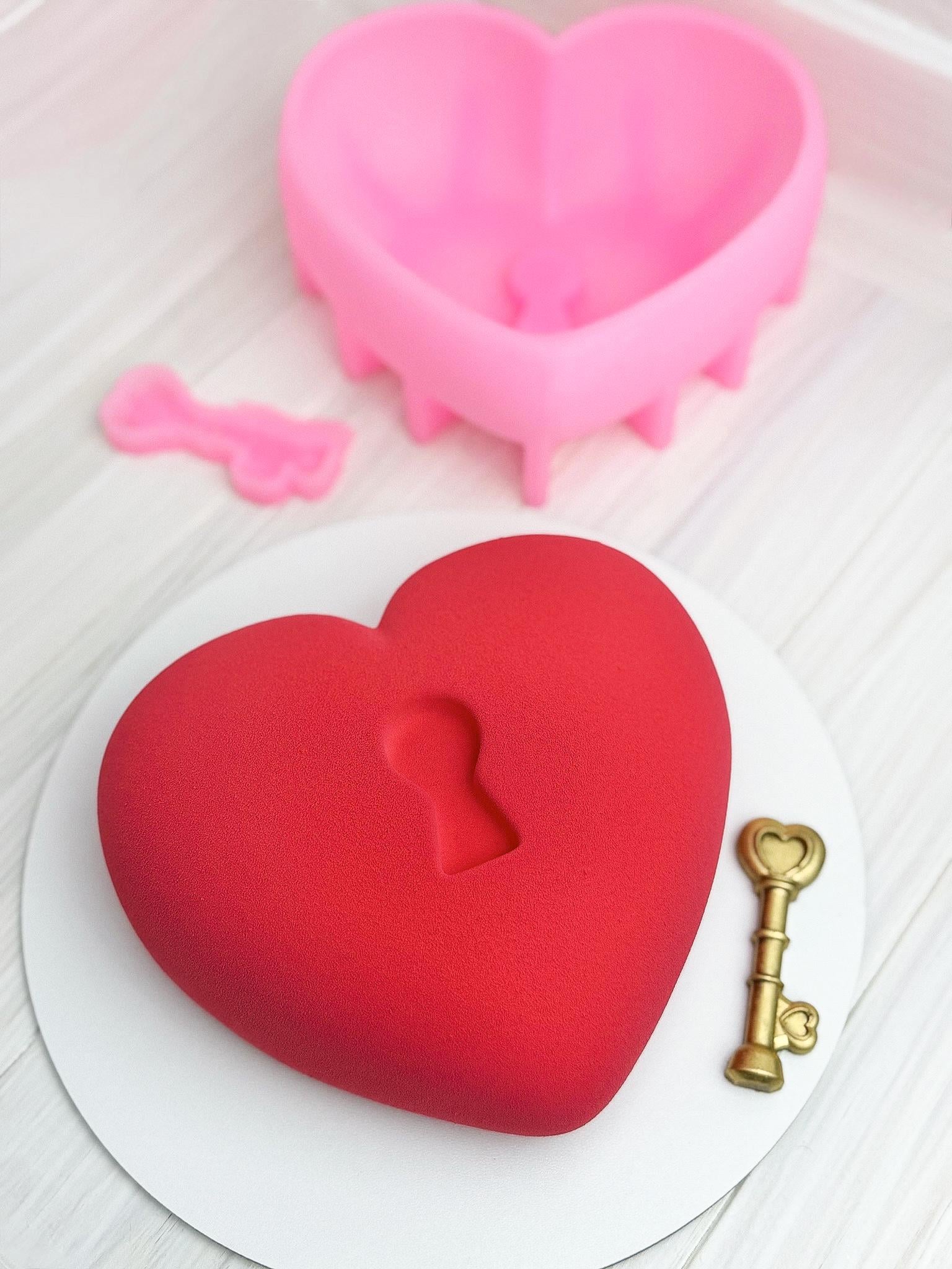 Форма силіконова Ключ до серця 1400 мл (12724)