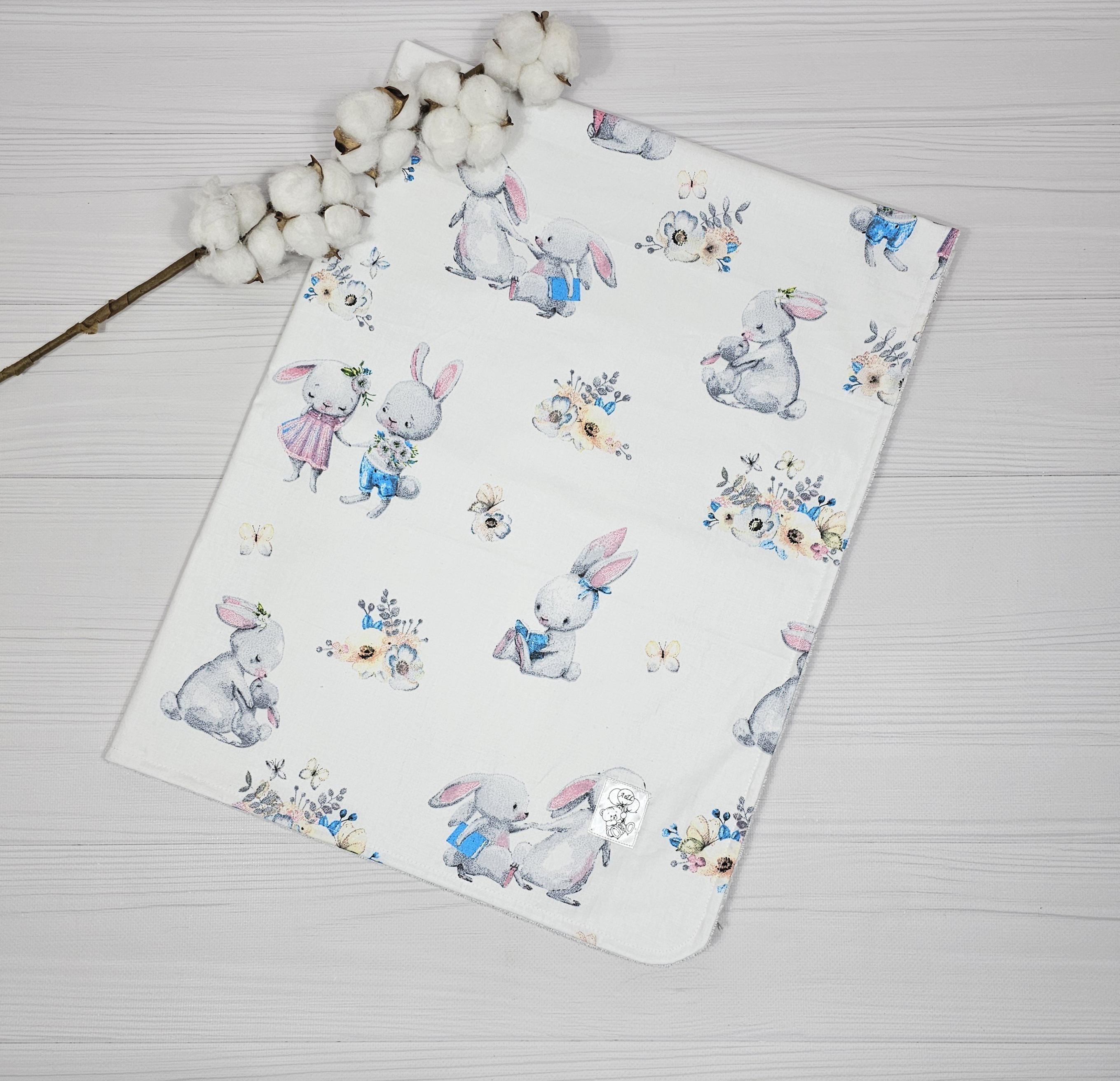 Пеленка детская многоразовая a.l.babybox Зайчик с мамой непромокаемая 80x100 см Белый (23741810)