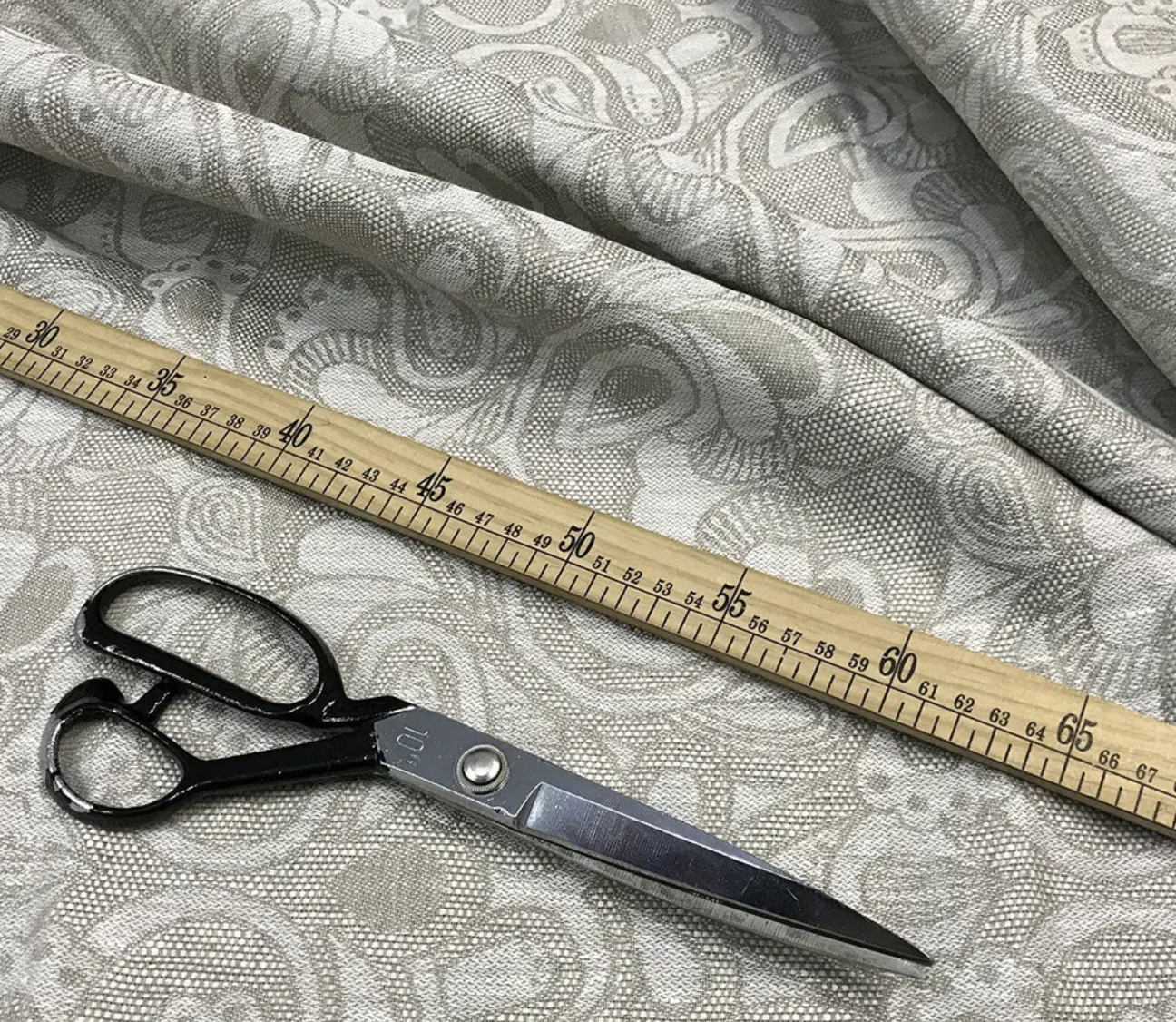 Ткань Linen Plus натуральная жаккардовая льняная с узорами 207 см Серый - фото 2 Ткань Linen Plus натуральная жаккардовая льняная с узорами 207 см Серый - фото 2