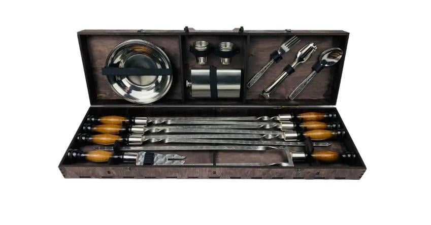 Набор шампуров в кейсе Вуд на 34 предмета (21-10-NB-3008)