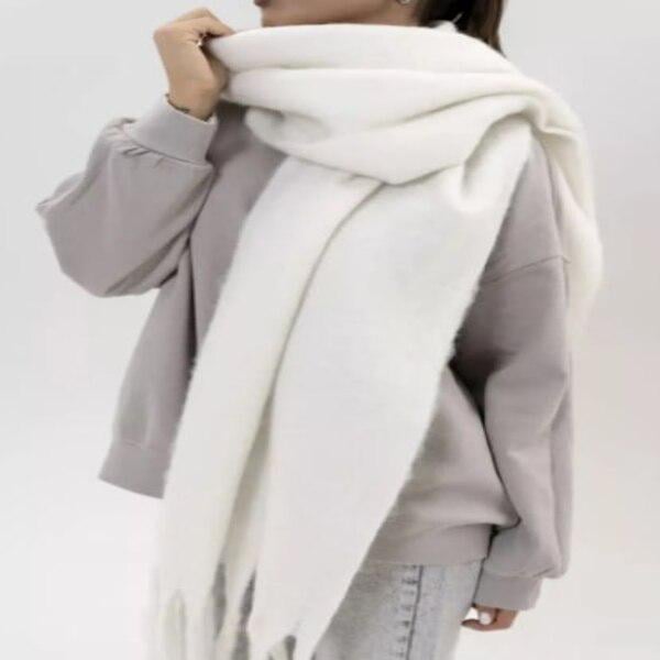 Шарф женский объемный на зиму Белый (VLD205) - фото 4 Шарф женский объемный на зиму Белый (VLD205) - фото 4