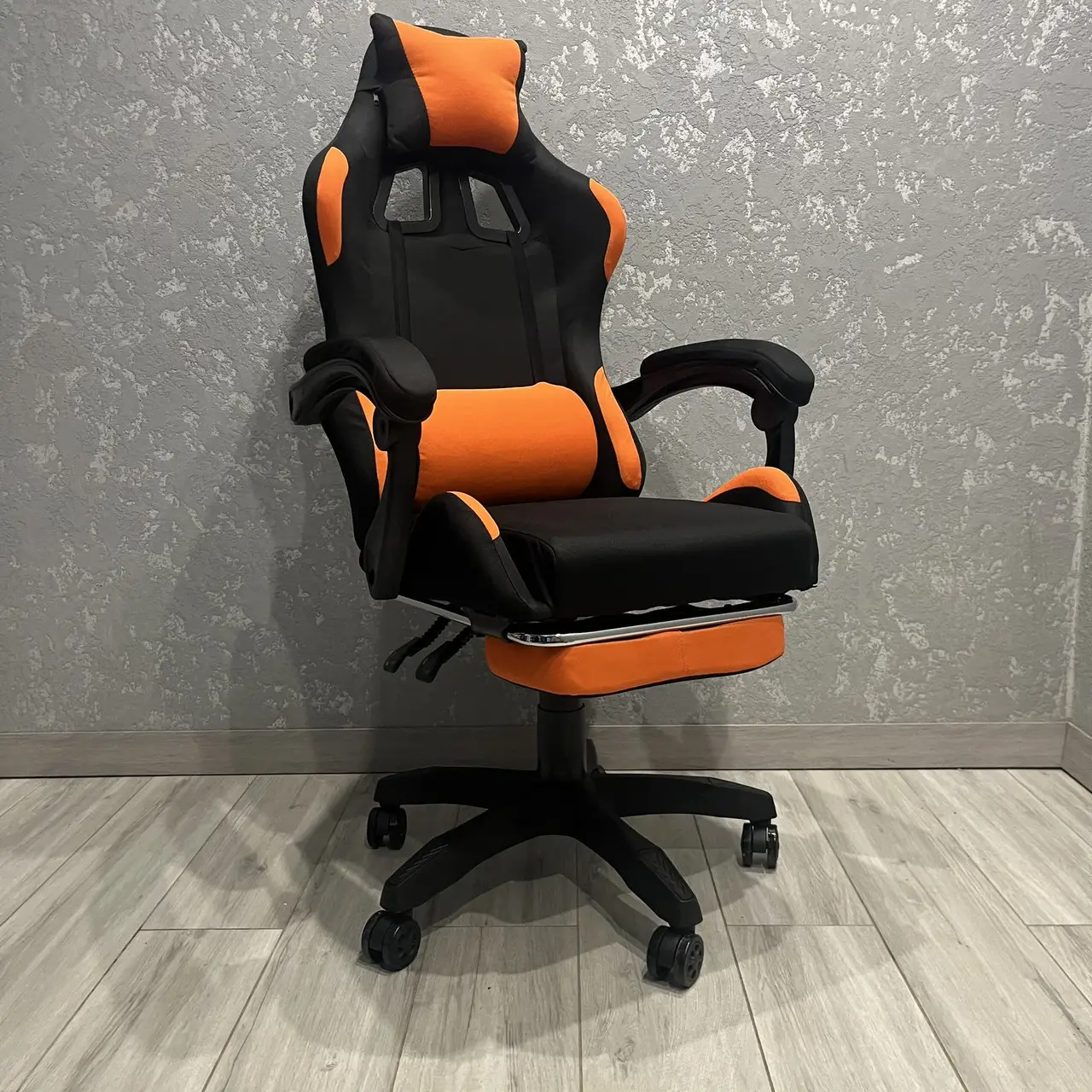 Крісло ігрове PRESTIGE M11 Чорний/Помаранчевий - фото 2 Крісло ігрове PRESTIGE M11 Чорний/Помаранчевий - фото 2