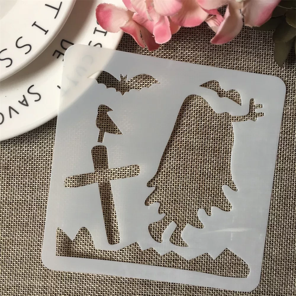 Трафарет к Хэллоуину пластик 13x13 см Серый (7615/43)