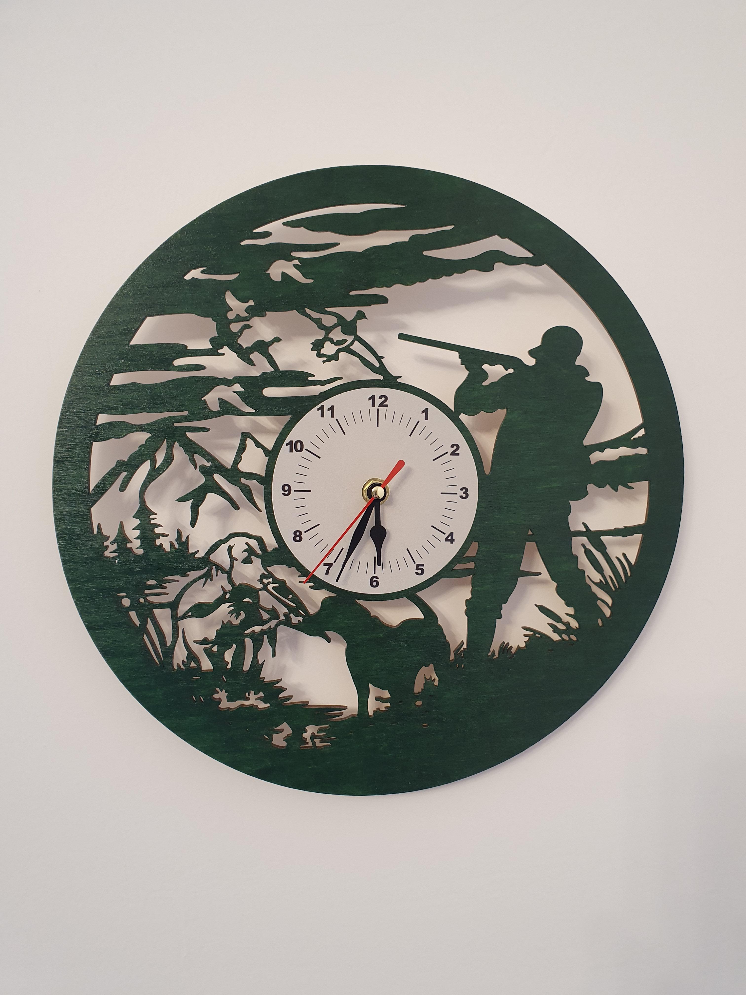 Часы настенные Охотник (3186)