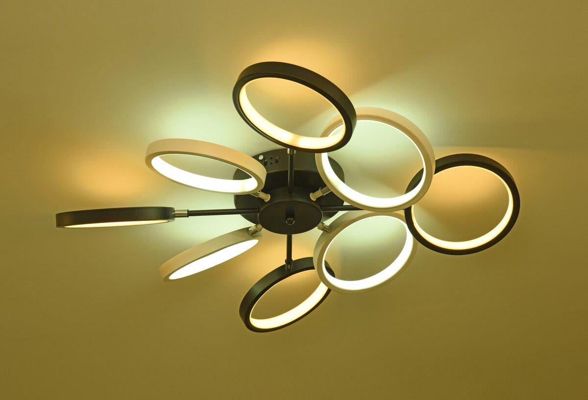 Люстра светодиодная акриловая Ш 77682/8 WT/ВК (44034) Люстра светодиодная акриловая Ш 77682/8 WT/ВК (44034)