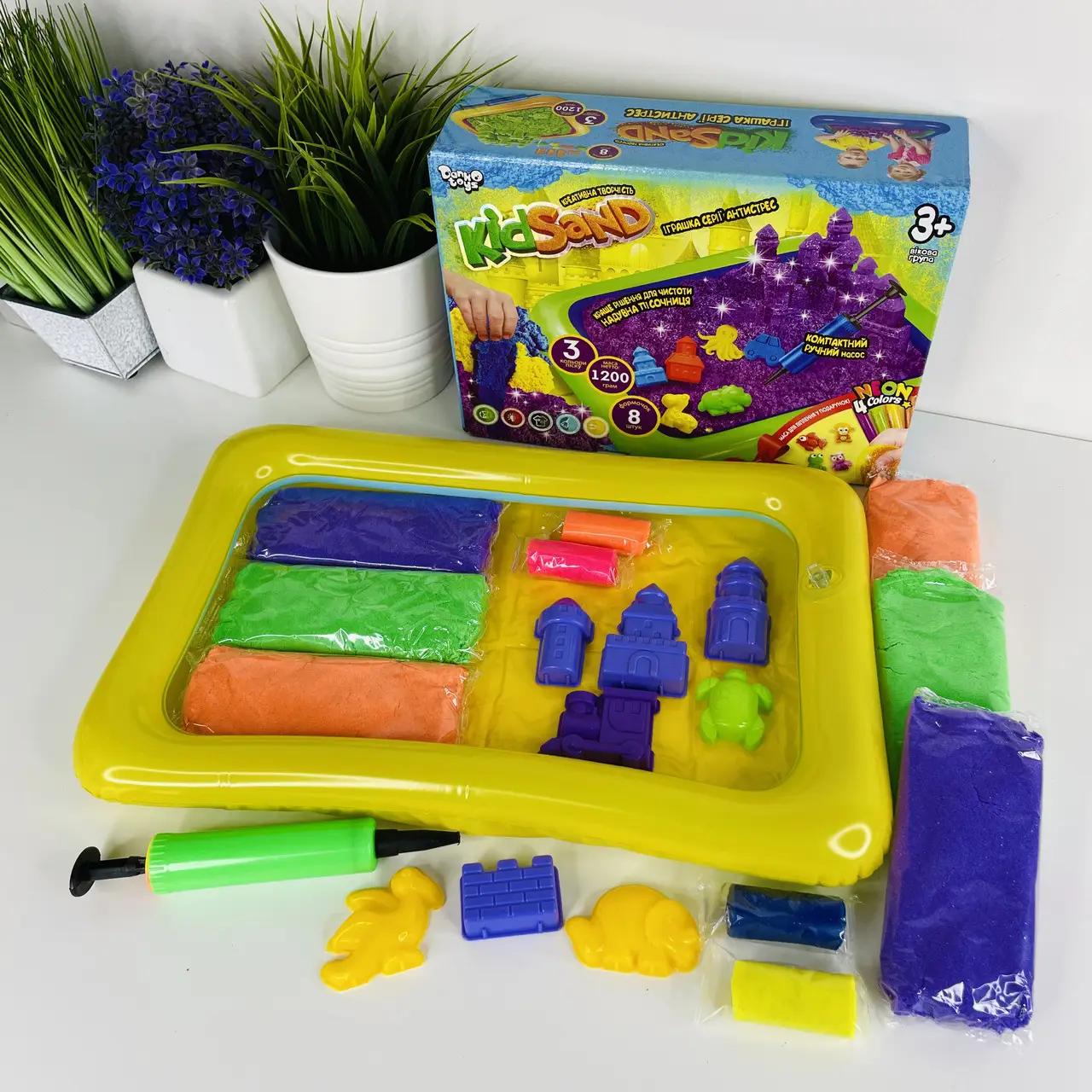 Кинетический песок KidSand 1200 г и песочница Danko Toys KS-02-02 U 8 формочек (113036) Кинетический песок KidSand 1200 г и песочница Danko Toys KS-02-02 U 8 формочек (113036)