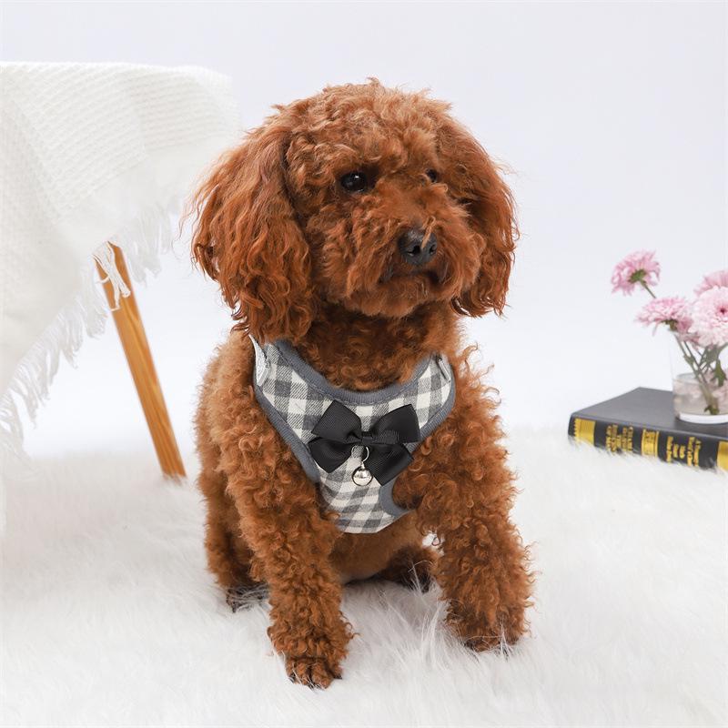 Шлея для собак с поводком с бабочкой и колокольчиком L 10-16 кг Черный/Белый (1М1752) - фото 2 Шлея для собак с поводком с бабочкой и колокольчиком L 10-16 кг Черный/Белый (1М1752) - фото 2