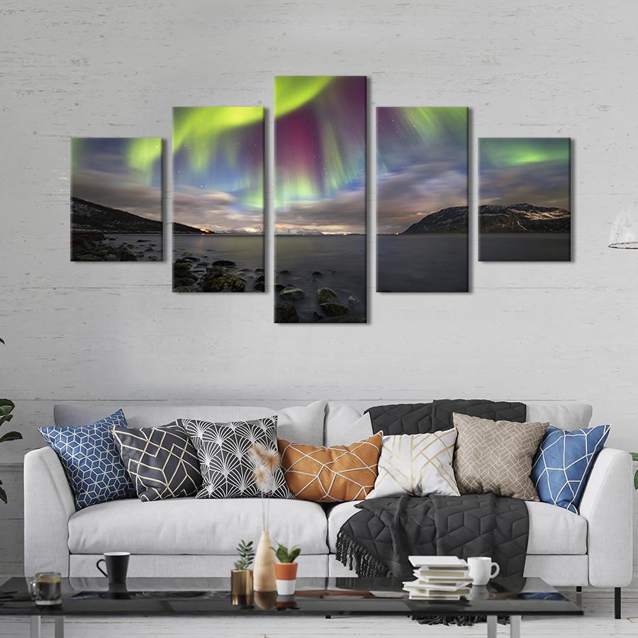 Модульная картина из 5 частей на холсте интерьерная картина Северное сияние над водой 187x94 см (592-52)