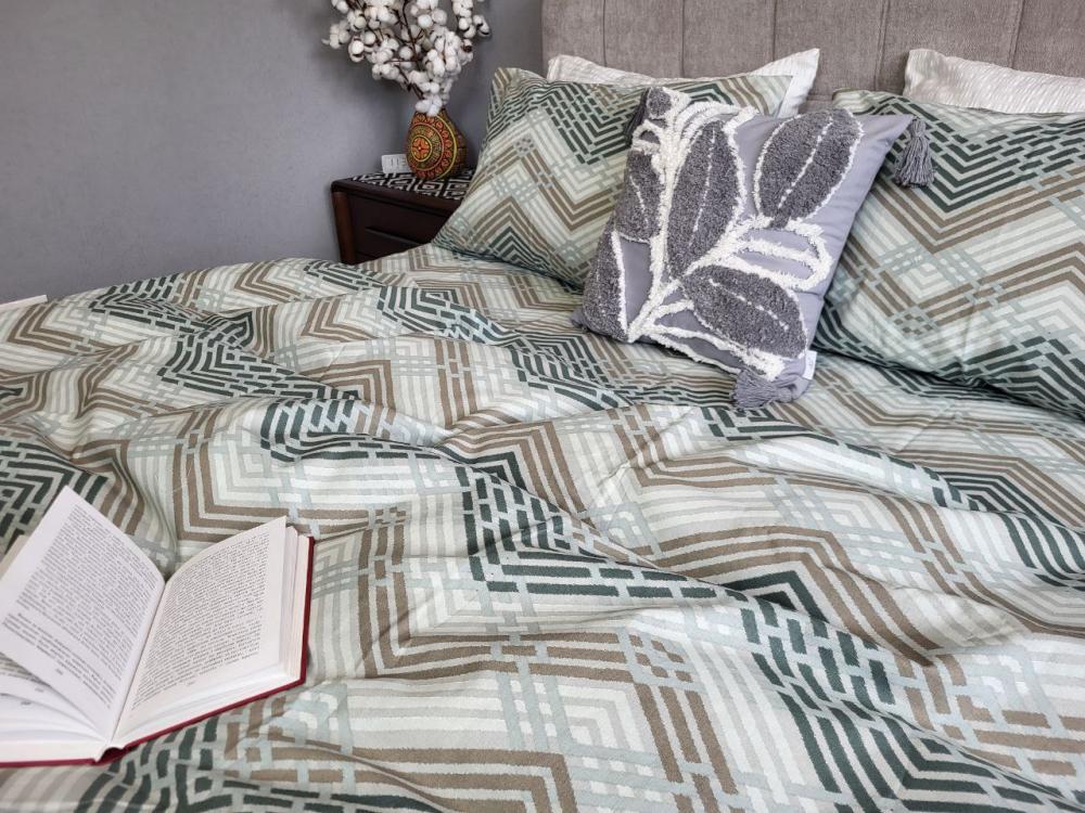 Комплект постельного белья на резинке Фриго бязь PREMIUM семейный/наволочки 50х70/70х70 см (8959)