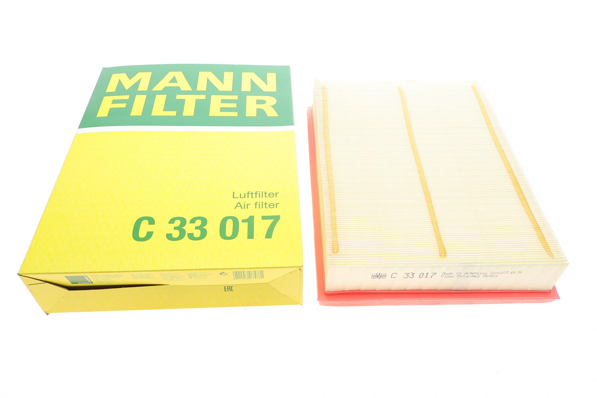Фильтр воздушный Mann-Filter для Toyota Hilux VIII 2,4D/2,8D/2,7 15- (C 33 017)