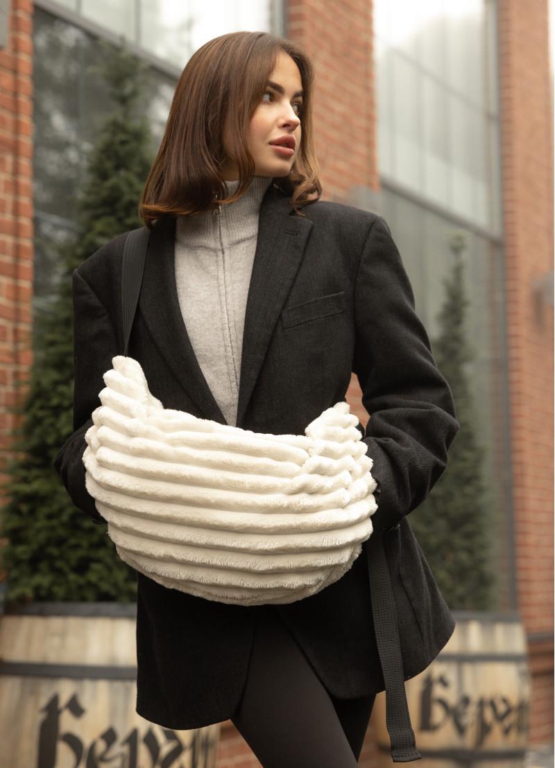 Женская сумка Sambag HOBO Bag-glove тканевая 50х28х5 см Молочный (53400811)