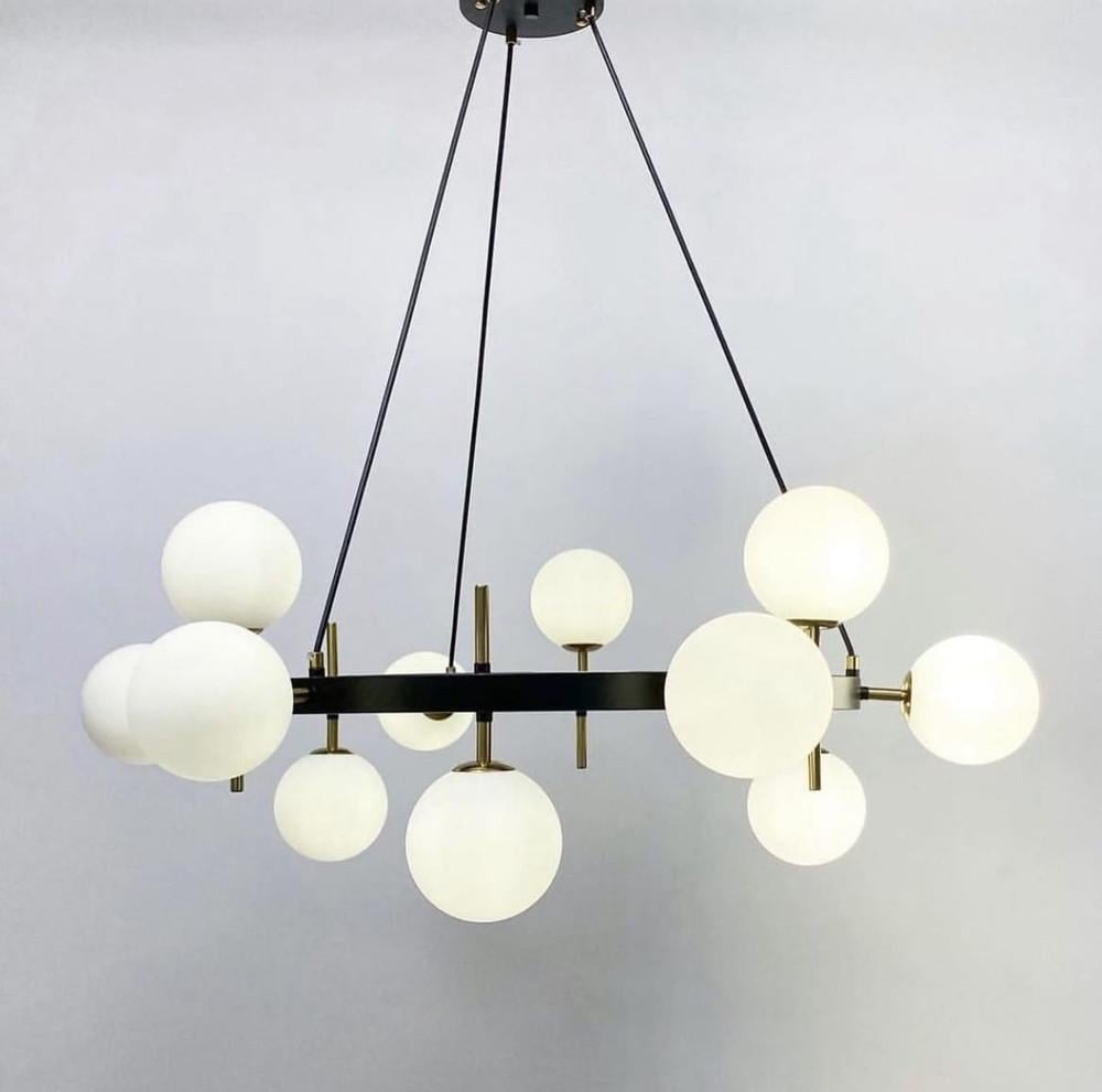 Люстра в форме кольца с 12 миниатюрными плафонами Белый (A 81/12)