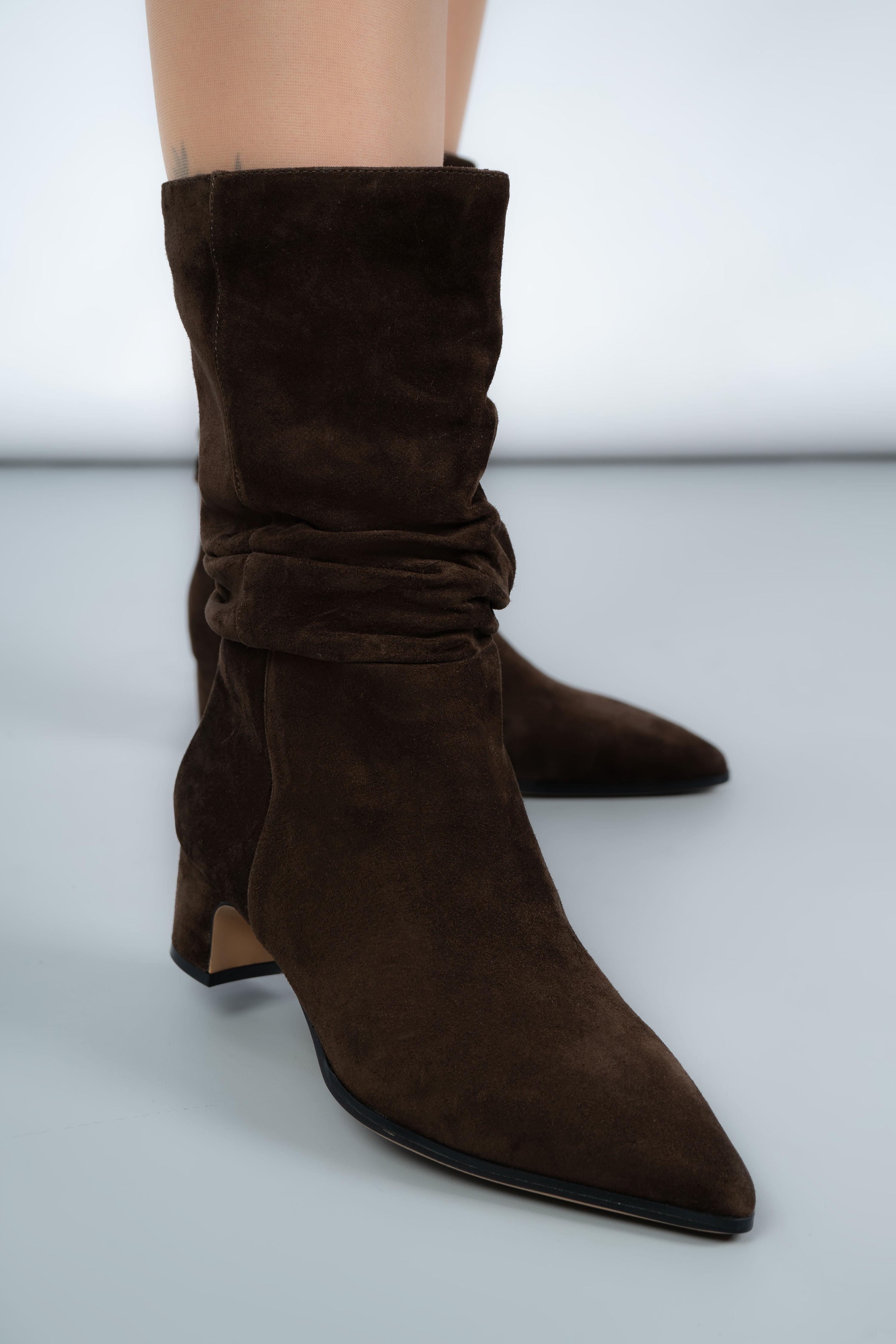 Ботинки женские Where Uweart D102-917-3 натуральная замша р. 38 Коричневый (346717_38) Ботинки женские Where Uweart D102-917-3 натуральная замша р. 38 Коричневый (346717_38)