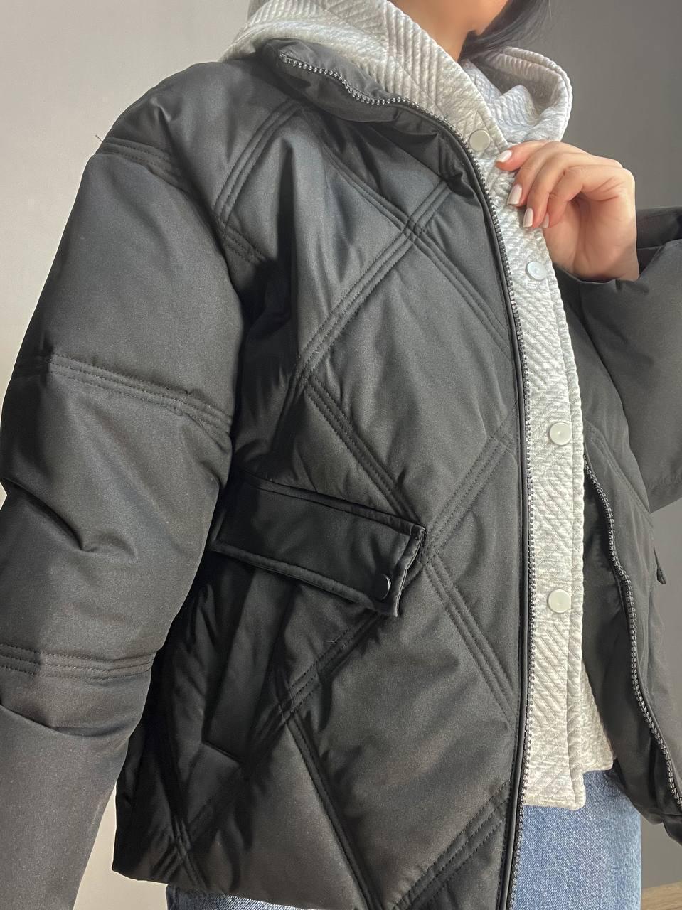 Куртка женская Joy one 552 демисезонная оверсайз трикотажная вставка с капюшоном двойная застежка L Черный (3426) - фото 8