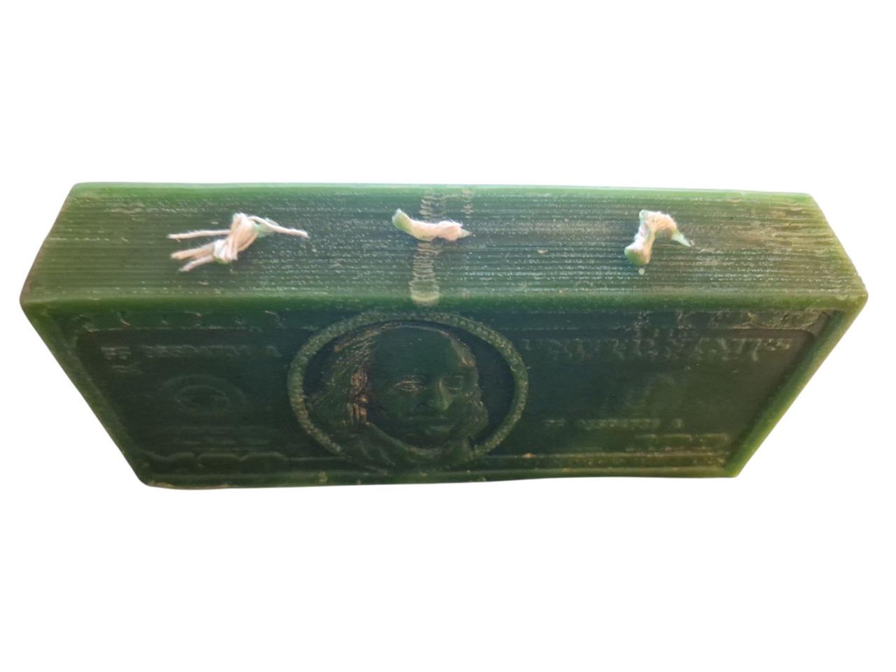 Свеча на привлечение изобилия Пачка долларов 15 см Зеленый - фото 2 Свеча на привлечение изобилия Пачка долларов 15 см Зеленый - фото 2