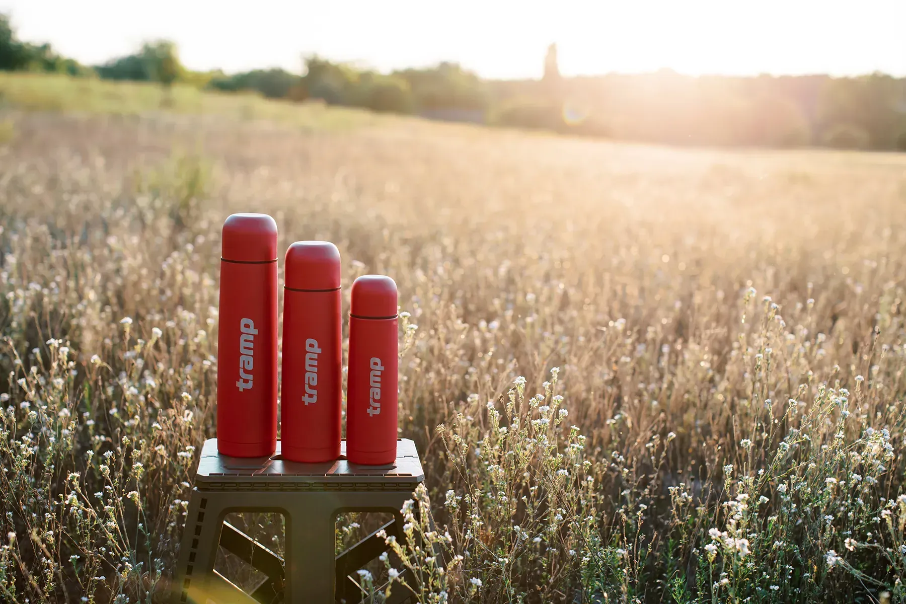 Термос для напитков Tramp Basic 0,5 л (UTRC-103-red) - фото 9 Термос для напитков Tramp Basic 0,5 л (UTRC-103-red) - фото 9