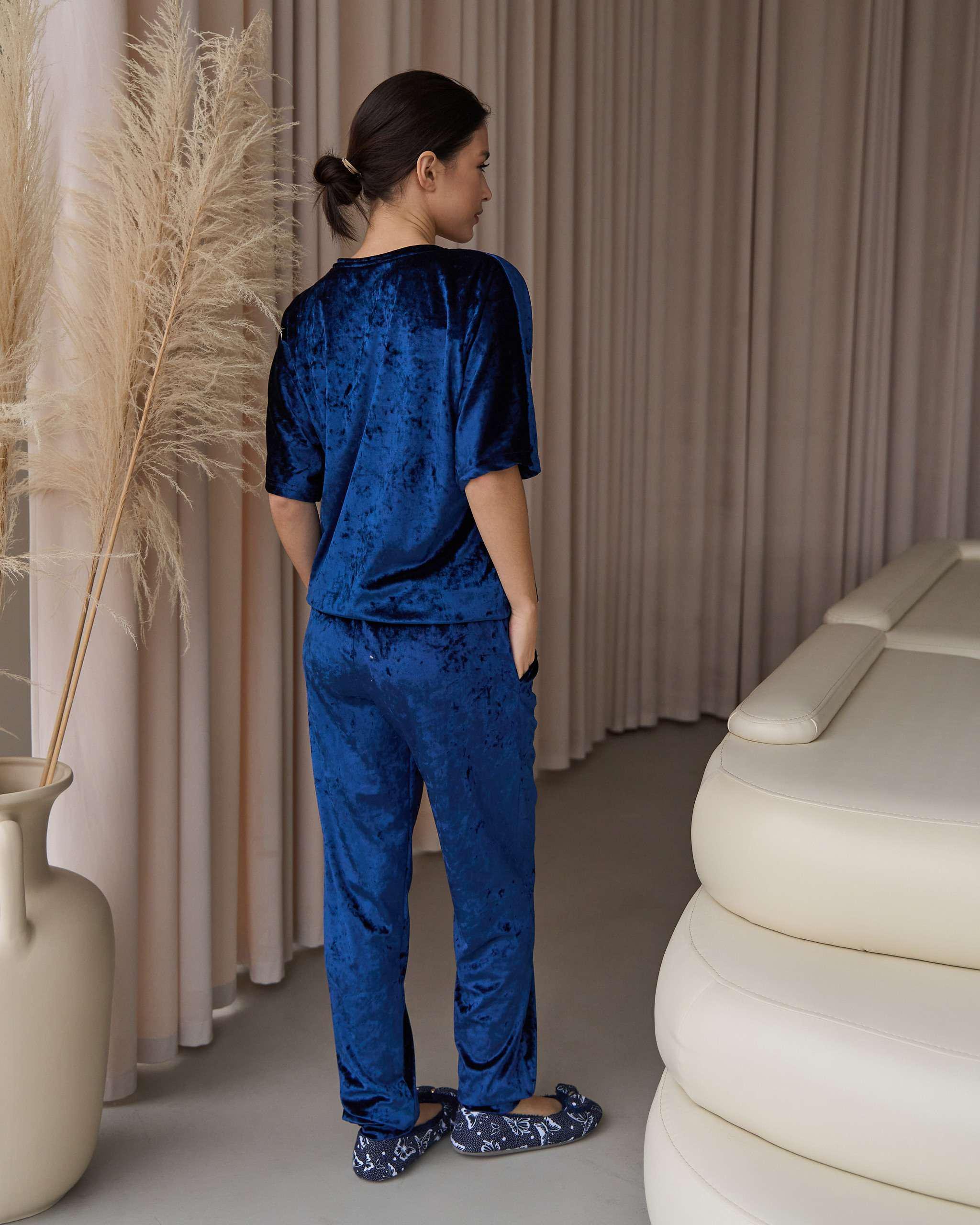 Пижама брюки и футболка на завязке мраморный велюр L Темно-синий (87124) - фото 2 Пижама брюки и футболка на завязке мраморный велюр L Темно-синий (87124) - фото 2