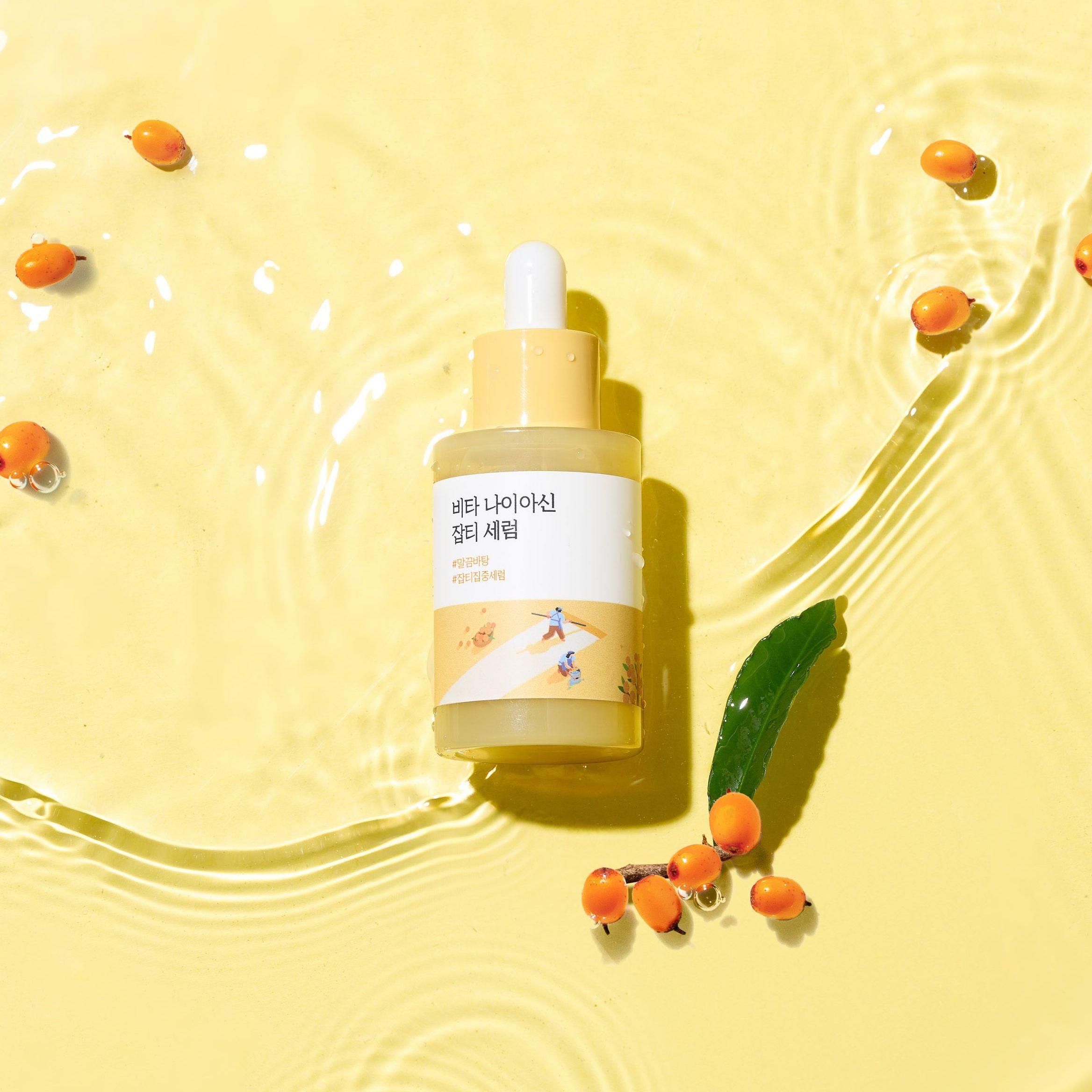 Сыворотка осветительная с витамином C и ниацинамидом ROUND LAB Vita Niacinamide Dark Spot Serum 30 мл - фото 2