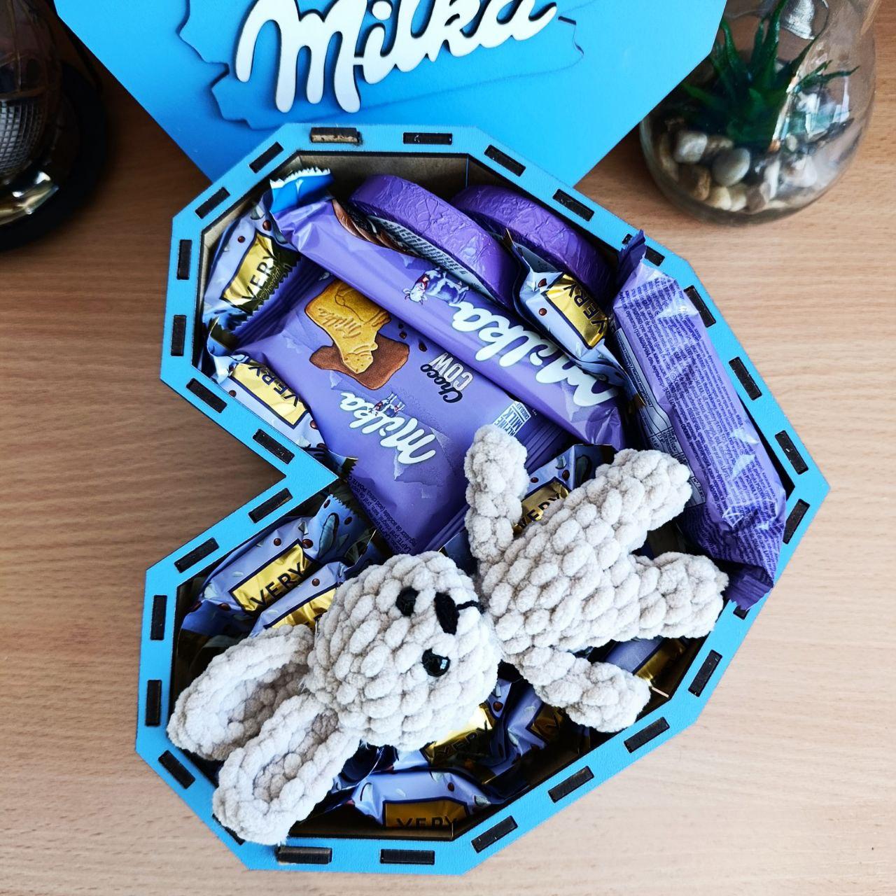 Подарочный бокс Милка со сладостями и игрушкой (ar315) - фото 5