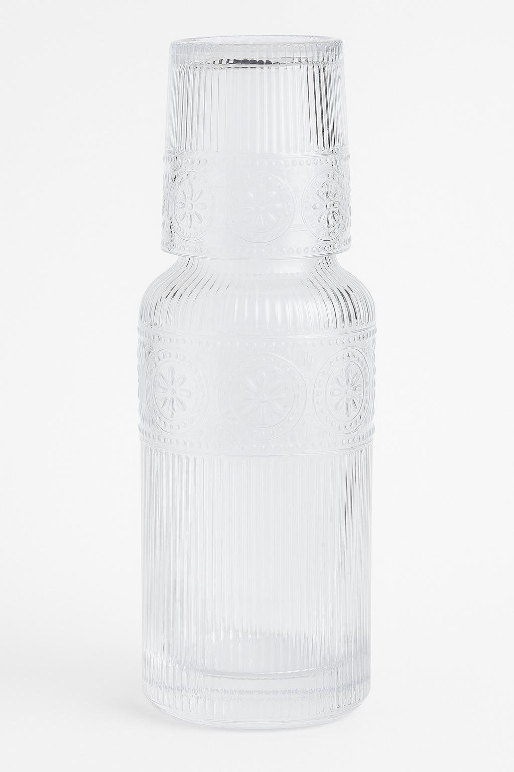 Графин с крышкой-стаканом 650 мл (R99442)