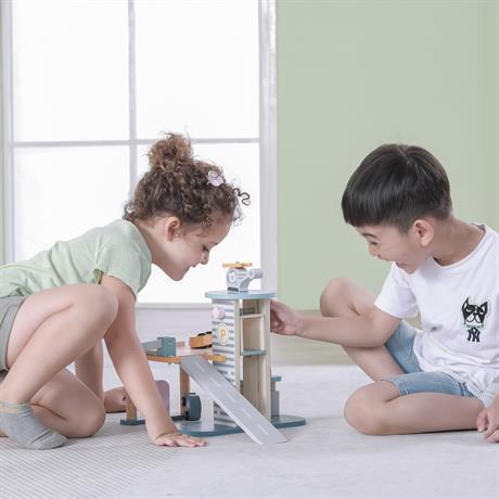 Ігровий набір Viga Toys PolarB Паркінг (18240) - фото 5 Ігровий набір Viga Toys PolarB Паркінг (18240) - фото 5