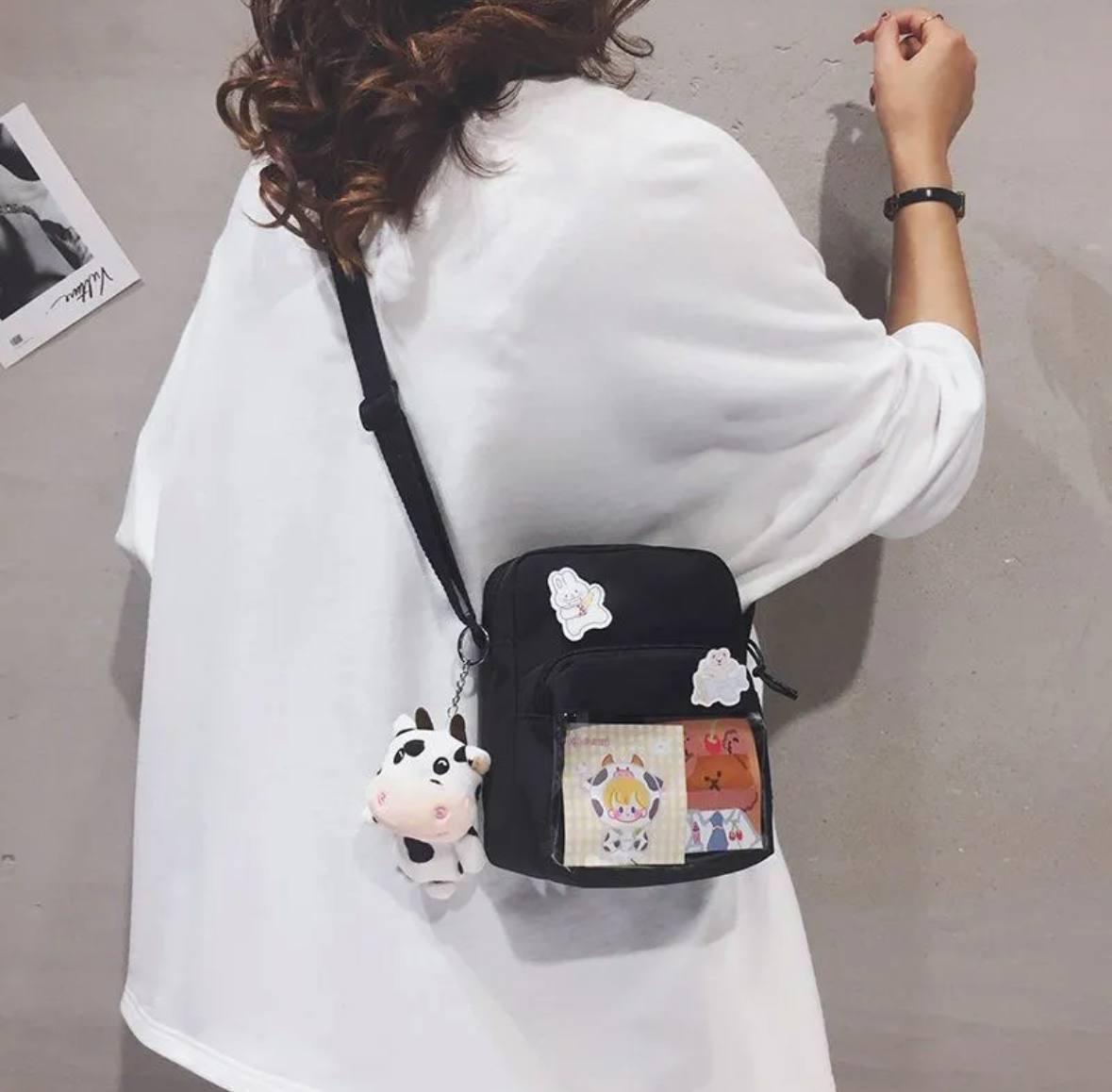 Сумочка для дівчинки із іграшкою брелоком і значками в японському стилі Чорний (2596914489) - фото 8