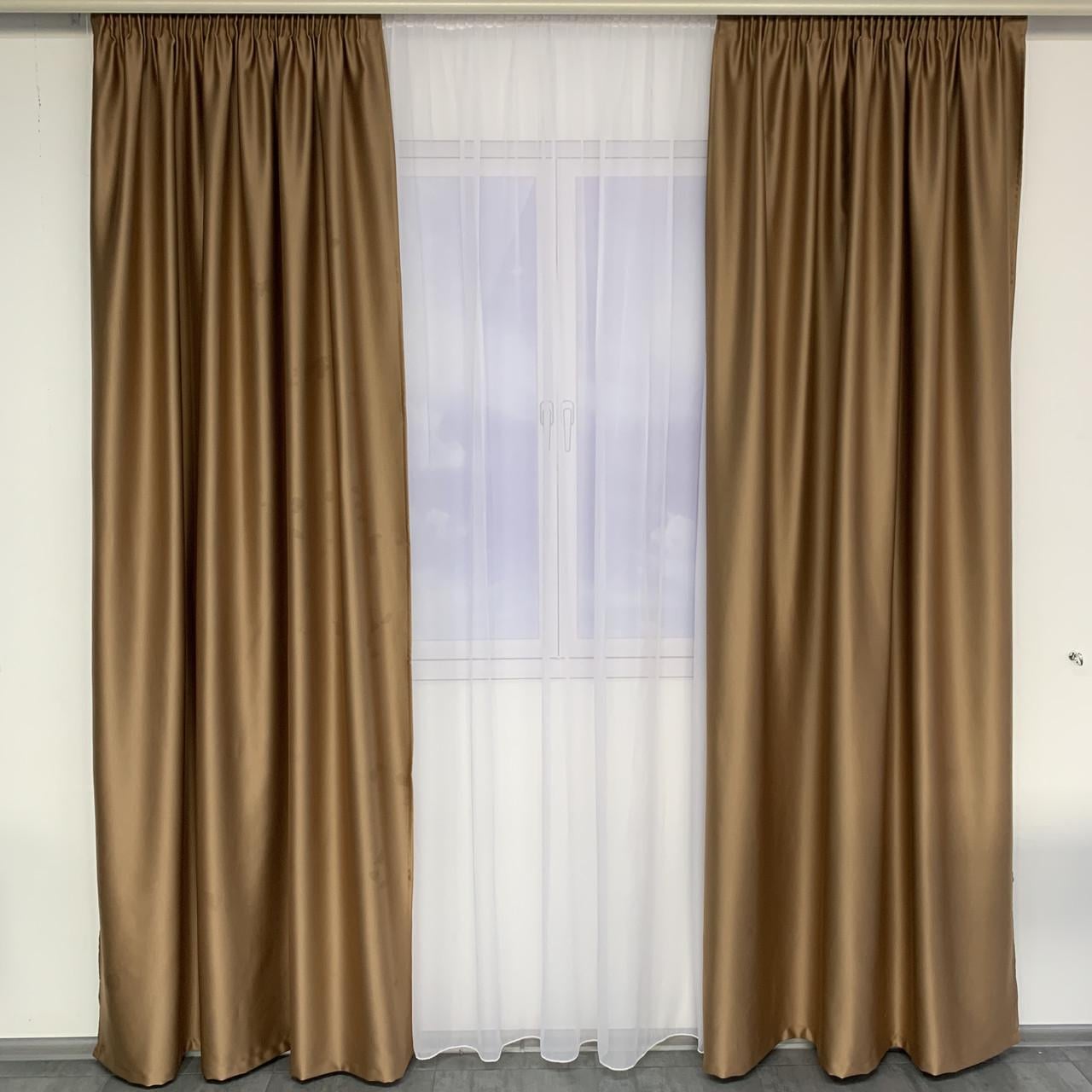 Шторы готовые в спальню из атласа Золотой (SH-VRTK-10)