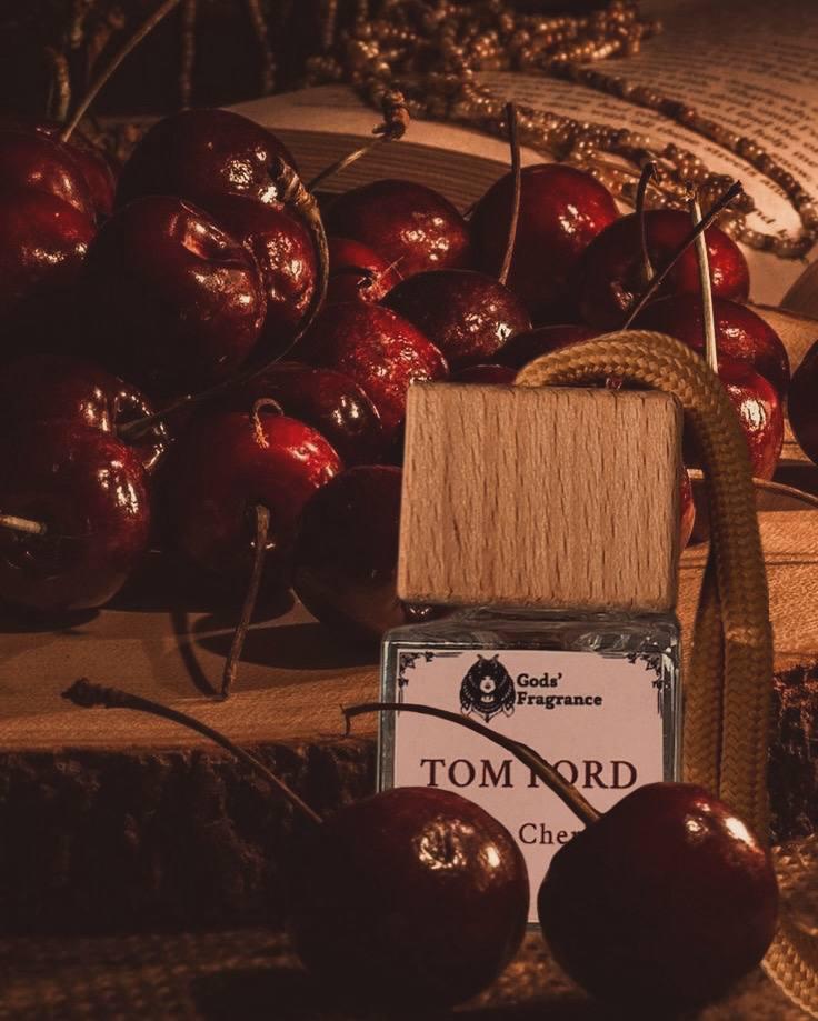 Автопарфюм с ароматом Tom Ford Lost Cherry Gods Fragrance на зеркало заднего вида (N-001U) - фото 3