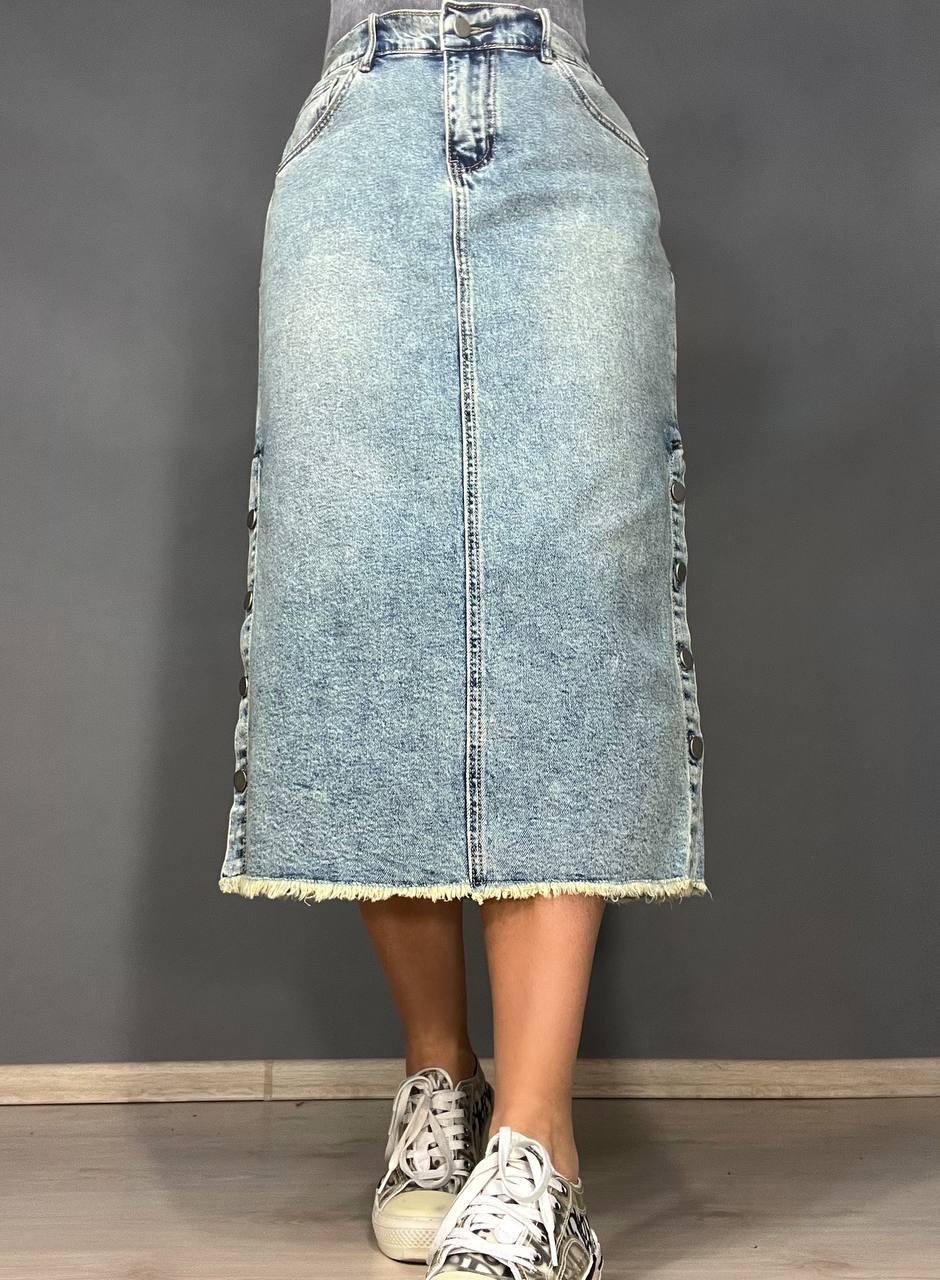 Юбка женская джинсовая Liana 381 ниже колена резинка на талии разрезы по бокам на пуговицах р. 33 Голубой (3578) - фото 9 Юбка женская джинсовая Liana 381 ниже колена резинка на талии разрезы по бокам на пуговицах р. 33 Голубой (3578) - фото 9