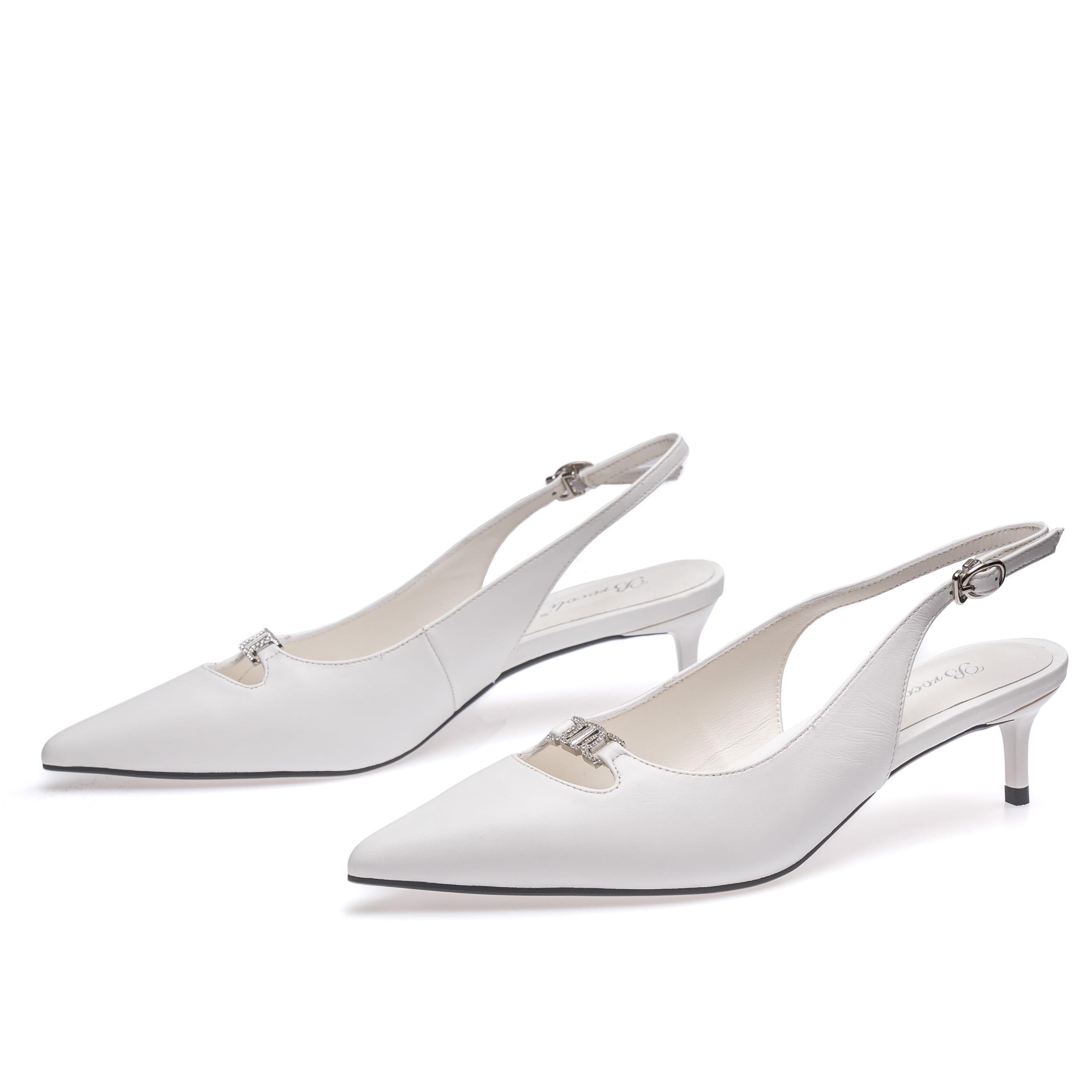 Босоножки Brocoly 01608 р. 38 Белый (104363798) Босоножки Brocoly 01608 р. 38 Белый (104363798)