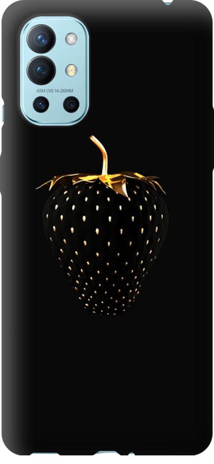 Чехол на OnePlus 9R Черная клубника (3585u-2326-42517)