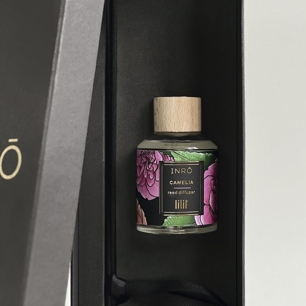 Аромадиффузор парфюмированный CAMELIA 100 мл - фото 2 Аромадиффузор парфюмированный CAMELIA 100 мл - фото 2