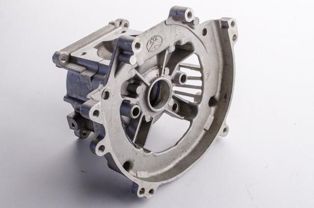 Часть блока двигателя правая и левая для мотокос 36 мм (2876)