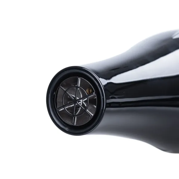 Фен для волосся VGR V-413 з двома концентраторами Чорний (29871399) - фото 5 Фен для волосся VGR V-413 з двома концентраторами Чорний (29871399) - фото 5