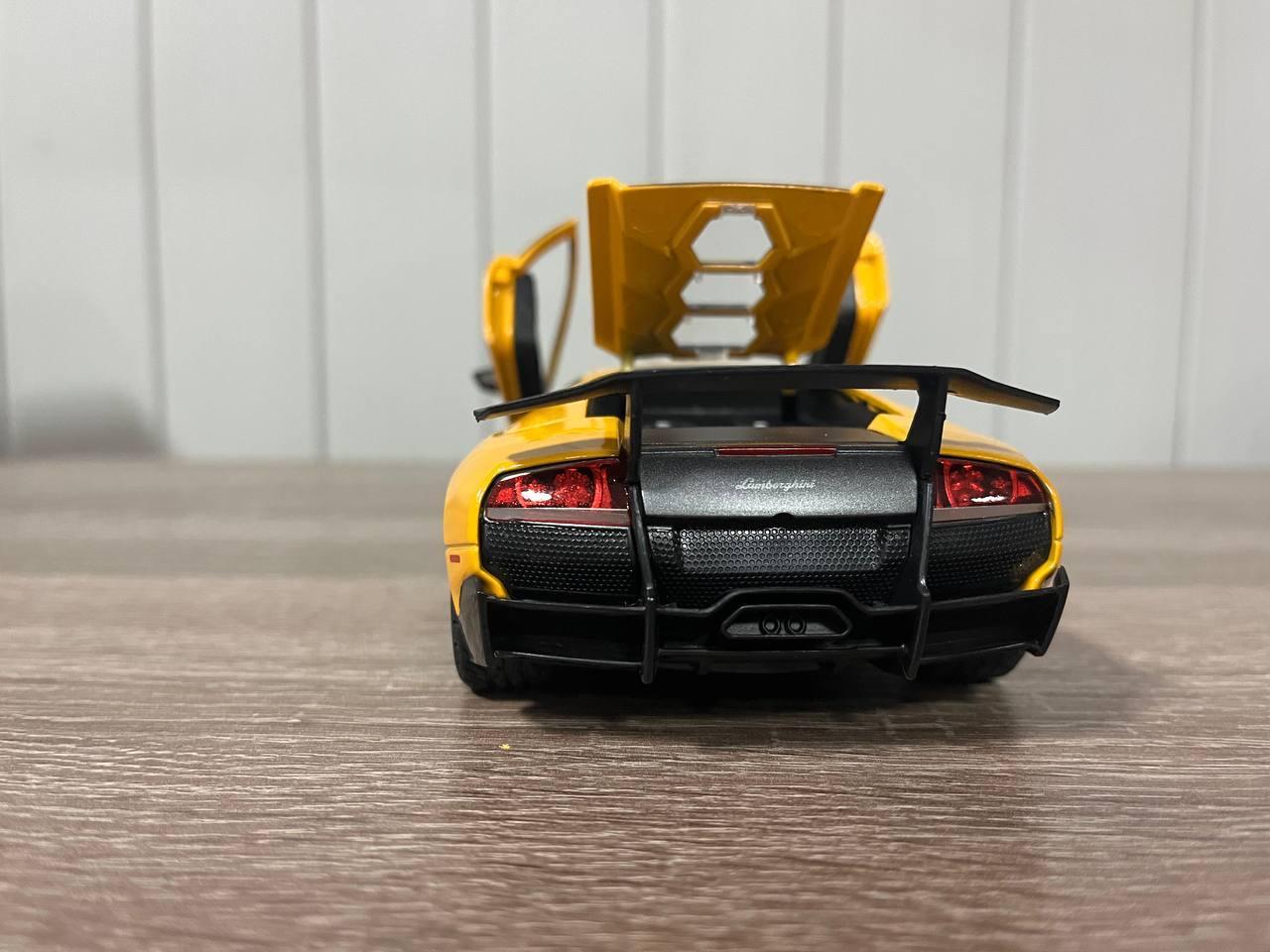 Игрушечная машинка Rastar Lamborghini LP670-4 1/24 металлическая (39300) - фото 2 Игрушечная машинка Rastar Lamborghini LP670-4 1/24 металлическая (39300) - фото 2