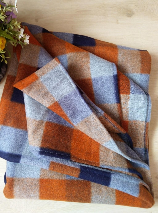 Плед-покрывало New House шерстяное 110х110 см Оранжево-серый (26995766)