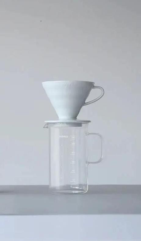 Графин-стакан Hario жаропрочное стекло 600 мл (BV-600) - фото 2 Графин-стакан Hario жаропрочное стекло 600 мл (BV-600) - фото 2