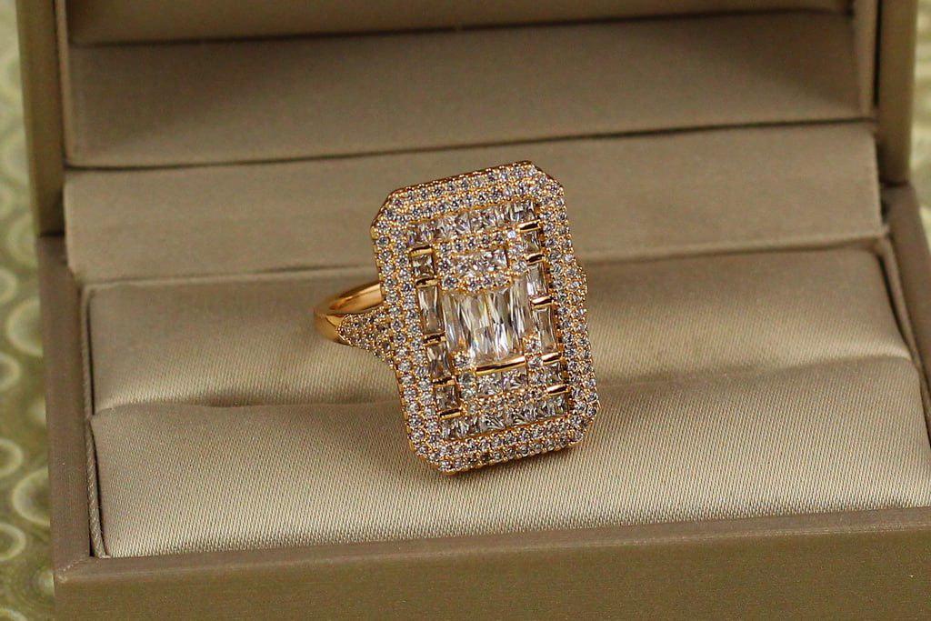 Кольцо Xuping Jewelry Октаедр р. 20 Золотистый (28925836)