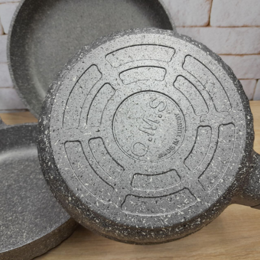 Набір сковорідок алюмінієвих OMS з антипригарним покриттям 20/24/28 см (3727) - фото 2 Набір сковорідок алюмінієвих OMS з антипригарним покриттям 20/24/28 см (3727) - фото 2