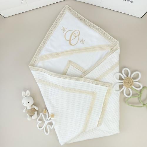 Крижма махрова унісекс Family Tradition Монограма малюка з вишивкою махра 100х100 см Білий (50133)