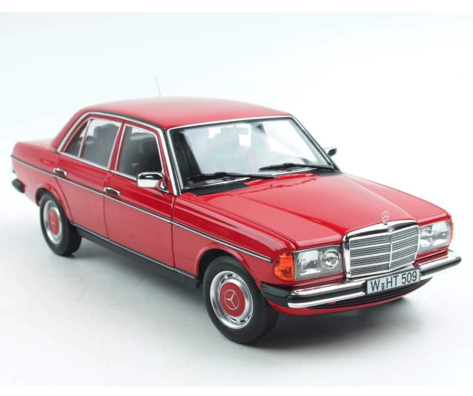 Модель автомобиля Norev 1:18 Mercedes-Benz 200 W123 Red (183714)