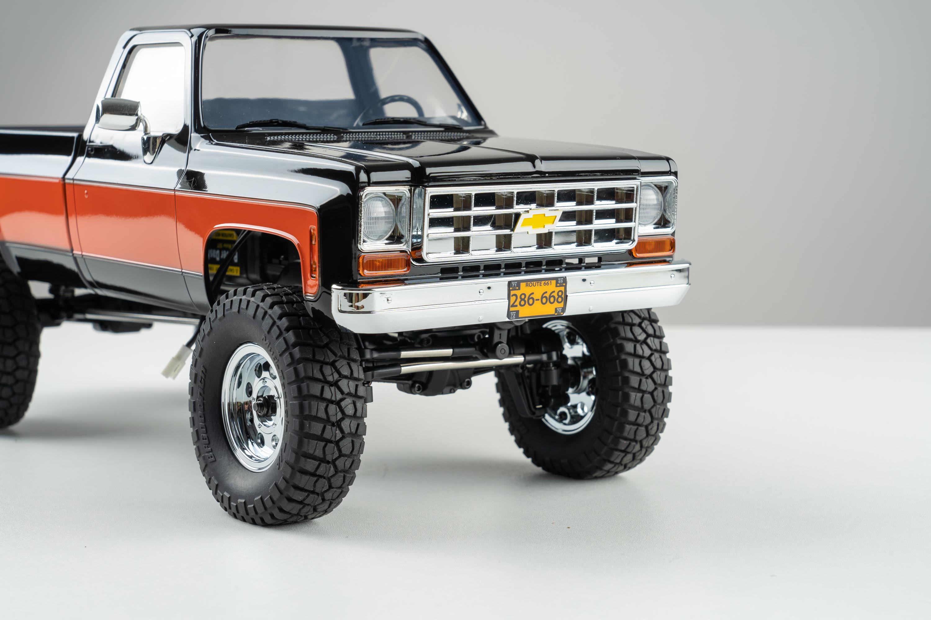 Машинка на радиоуправлении FMS 1:18 Chevrolet K10 RTR Черный - фото 38 Машинка на радиоуправлении FMS 1:18 Chevrolet K10 RTR Черный - фото 38