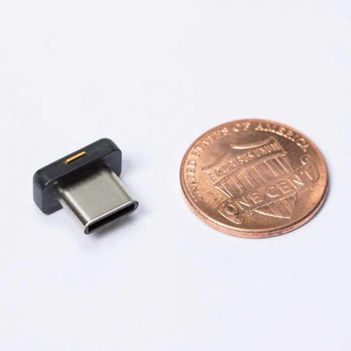 Аппаратный ключ Yubikey 5C Nano (8327) - фото 3