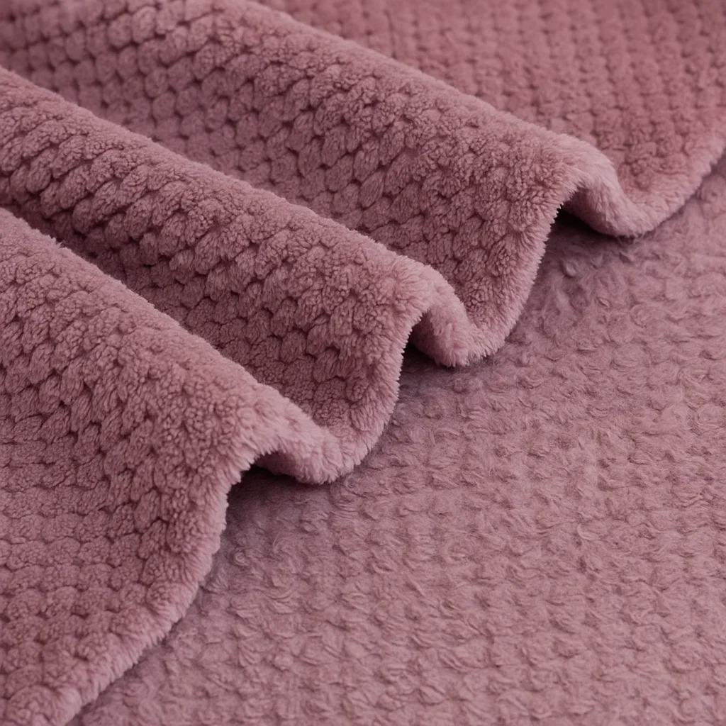 Плед-одеяло утепленное фланелевое бархатное для дивана и кровати 200х230 см Лавандовый - фото 2 Плед-одеяло утепленное фланелевое бархатное для дивана и кровати 200х230 см Лавандовый - фото 2