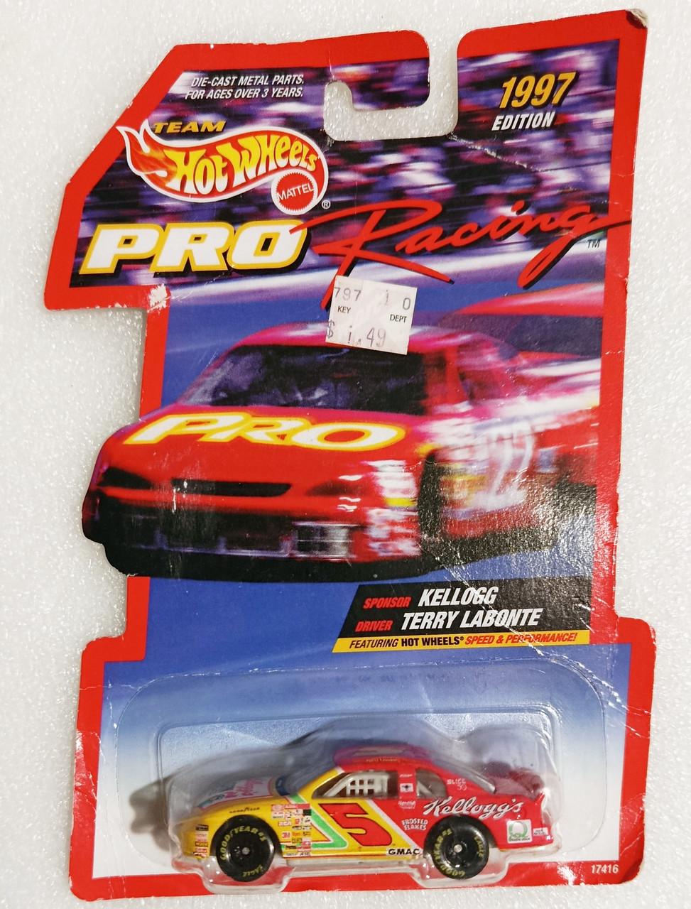 Игрушечная машинка Hot Wheels Chevrolet Monte Carlo Kellogg s №5 Terry Labonte 1997 Pro Racing NASCAR (17416)