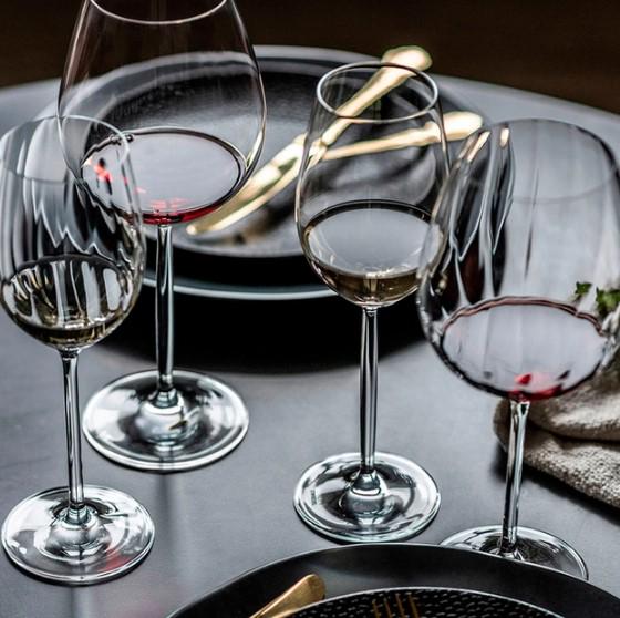 Набор бокалов для белого вина Schott Zwiesel Prizma 6 шт. 296 мл (121569) - фото 4 Набор бокалов для белого вина Schott Zwiesel Prizma 6 шт. 296 мл (121569) - фото 4