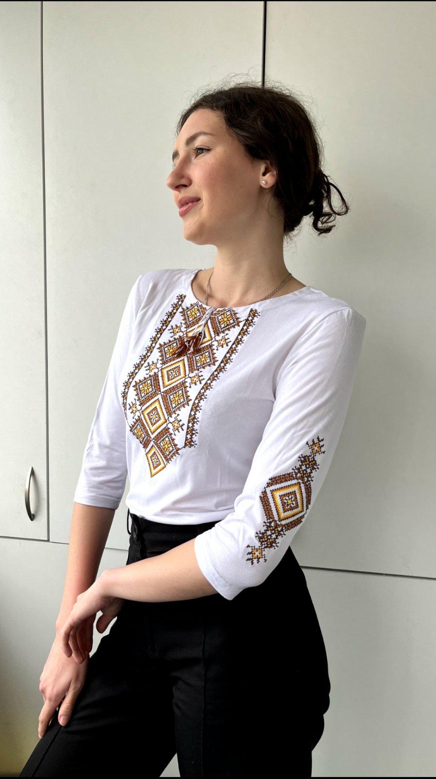 Вышиванка женская со средним рукавом S Разноцветный (11440067)