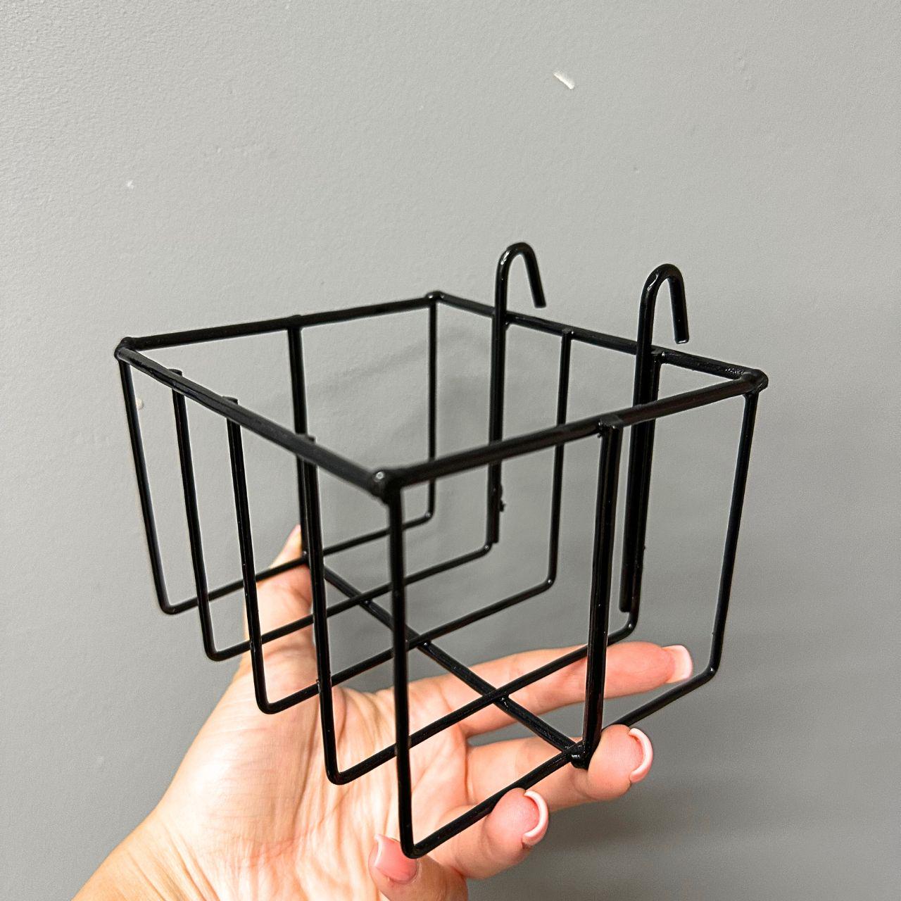 Кошик для мудборду і настінної сітки знімний металевий 12x10x8 см Чорний - фото 3 Кошик для мудборду і настінної сітки знімний металевий 12x10x8 см Чорний - фото 3