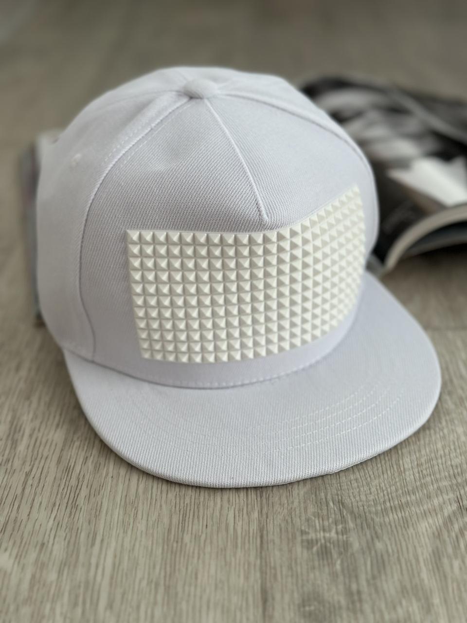 Кепка-снепбек Шипы 56-61 см Белый (8043)