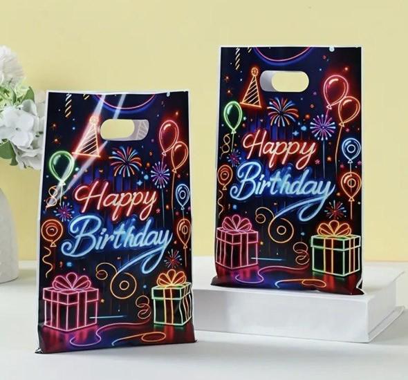 Подарочные пакеты детские для вкусностей полиэтиленовые Happy Birthday 25х16,5 см 10 шт.